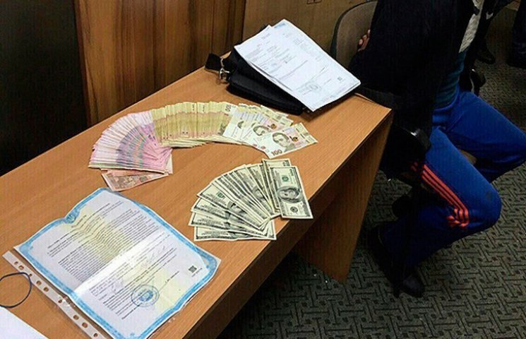 В Одессе мужчина хотел снять 1,5 миллион…