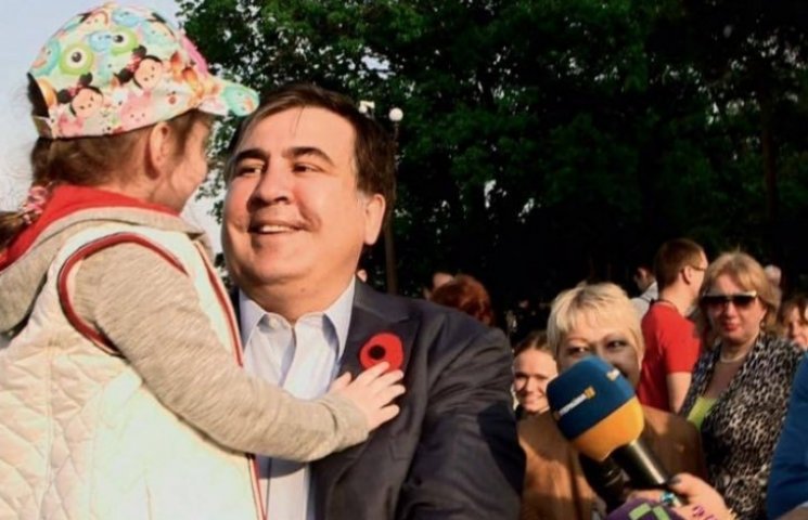 Саакашвили поблагодарил одесситов за спо…