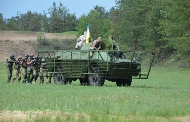 Батальон "Полтава" провел военно-тактиче…