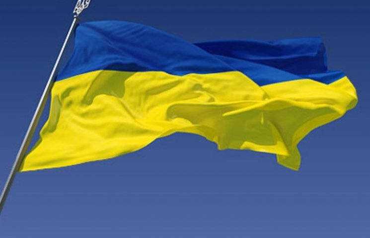 У Миколаєві зі школи викрали прапор Укра…