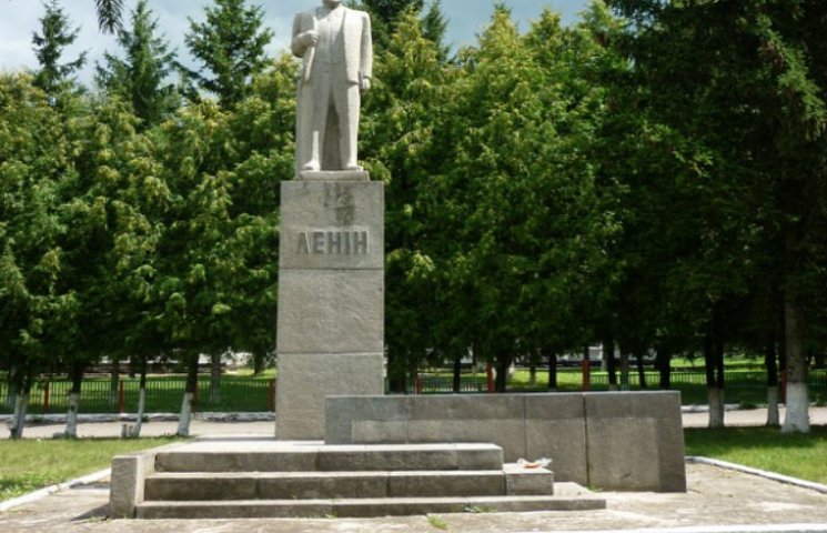 На Черкащині залишився один пам'ятник Ле…