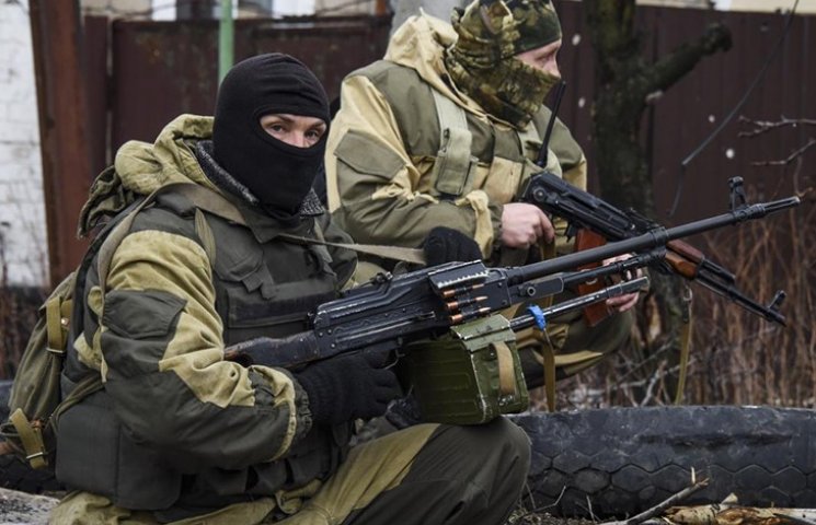 У Донецьку помітили багато терористів із…