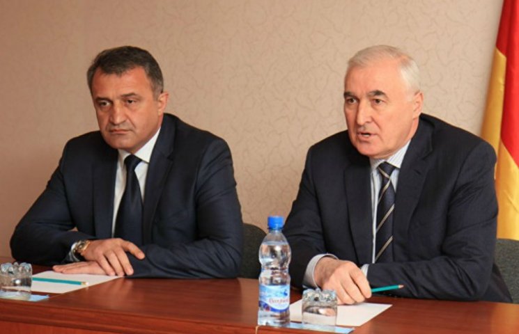 Тібілов і Бібілов анонсували референдум…