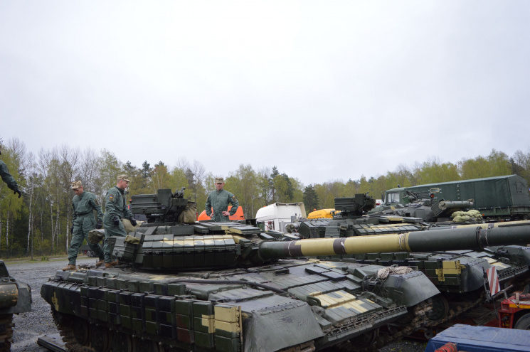 Украинские танки участвуют в натовских т…
