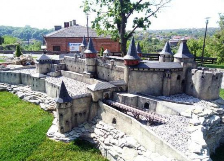 Замки Украины в миниатюре можно увидеть…