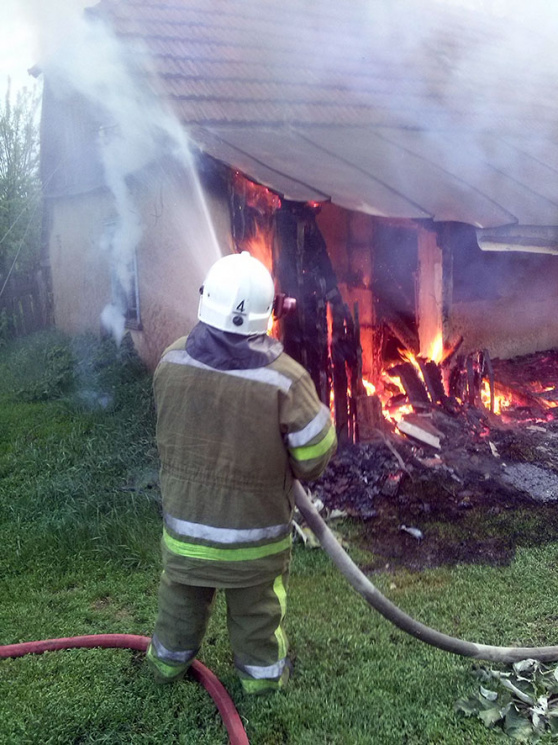 На Полтавщині пожежа залишила людей без…