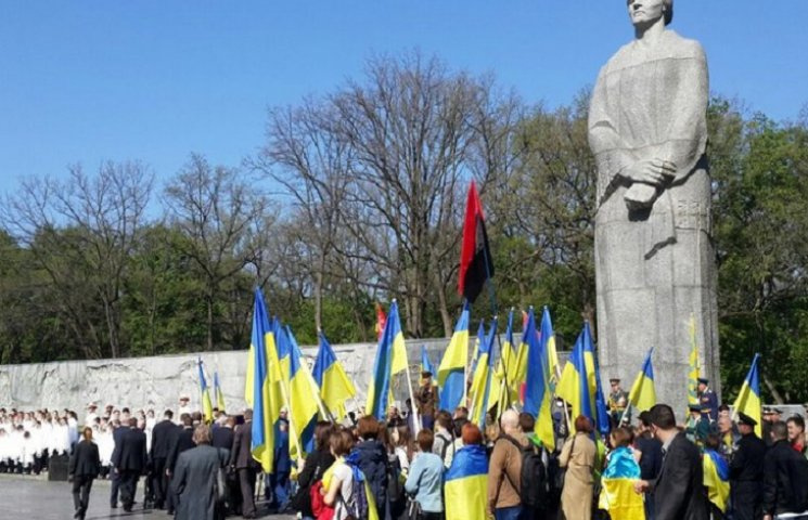 В Харькове в столкновениях на Мемориале…