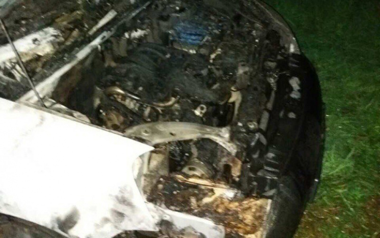 У Сумах згоріла автівка Peugeot…