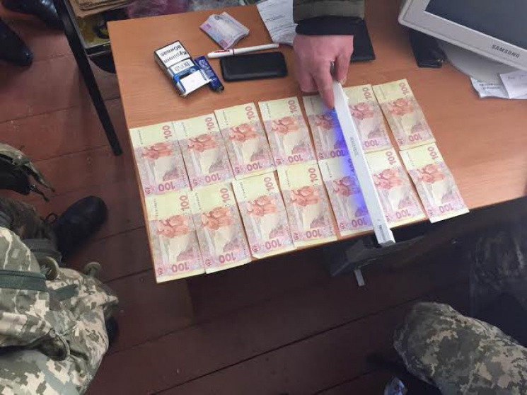 Винницкий военный комиссар за $500 "отма…