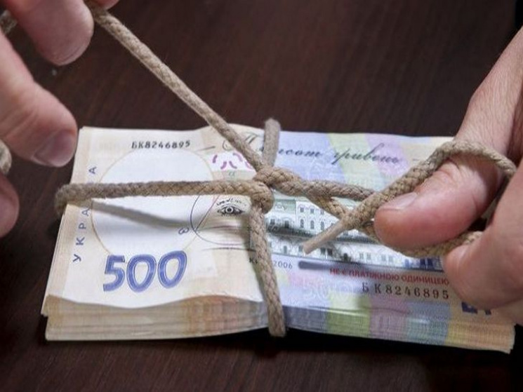 Рівненському прокурору дали 22 тис. грн…