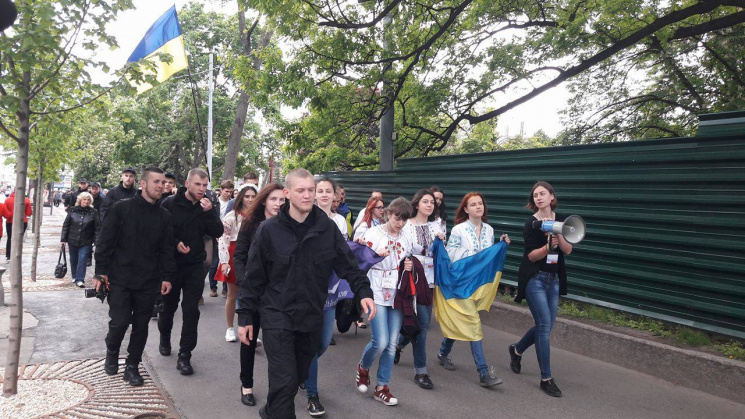 В Харькове прошел парад вышиванок…