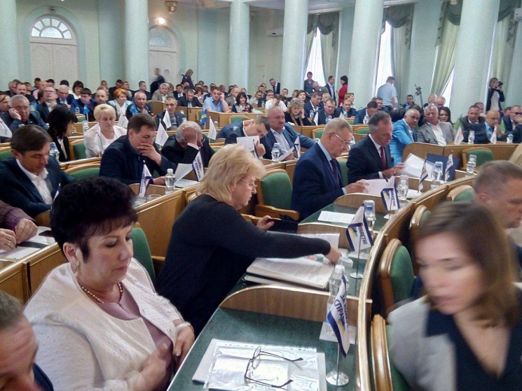 Депутати Хмельниччини проголосували прот…