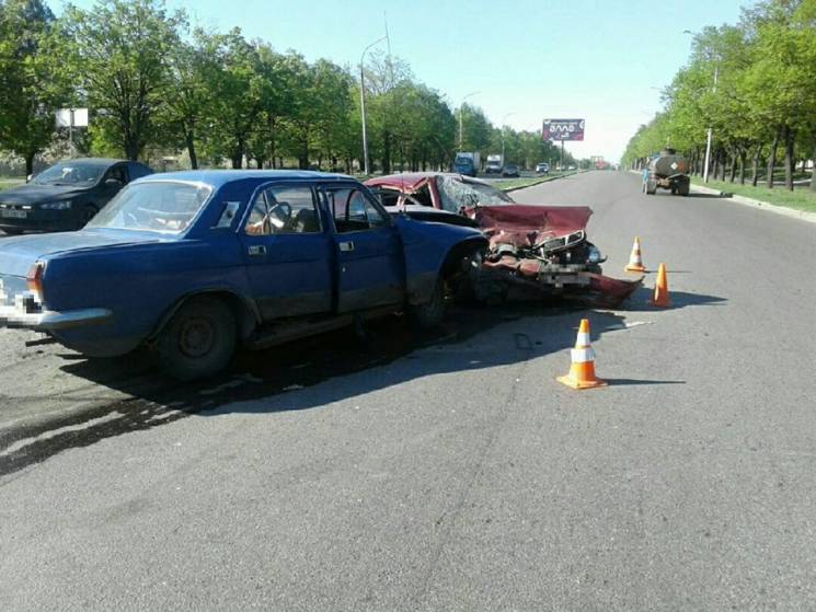 В Харькове авто не поделили перекресток:…