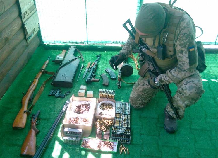 Одесские пограничники изъяли арсенал ору…