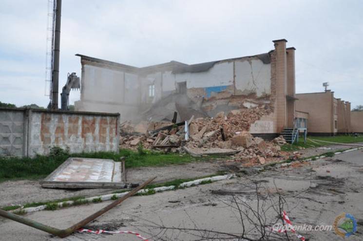 На Полтавщині обвалилася будівля спортко…
