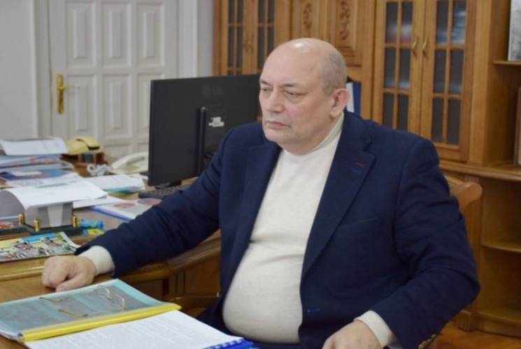 Заместители мэра Южноукраинска вручили е…
