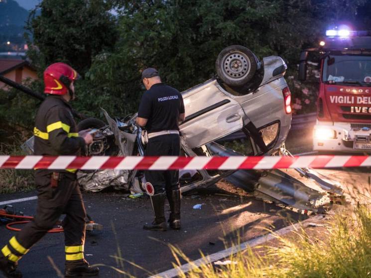В Італії авто з українцями потрапило у ж…