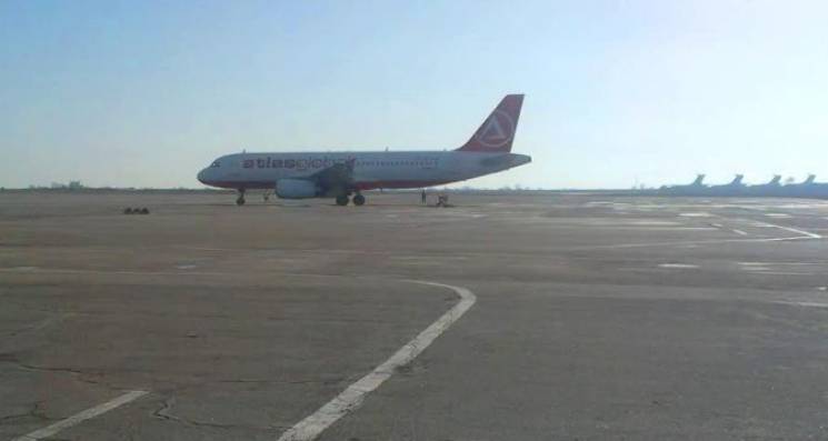Запорожский аэропорт "переехал" в Днипро…