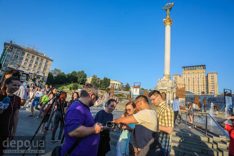 Як на Майдані святкували "воскресіння" Б…
