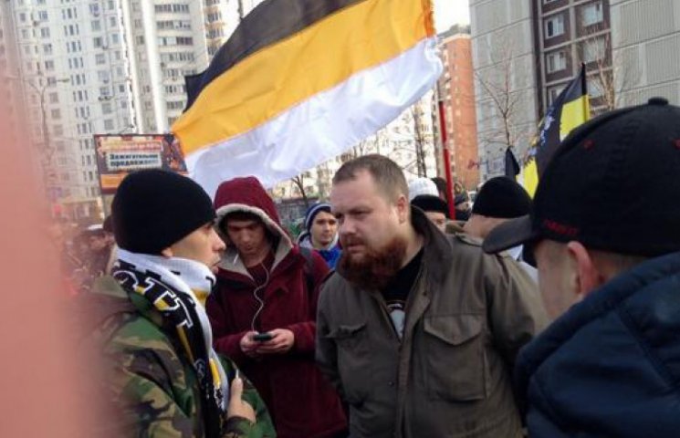 В Москве националисты начали шествие. На…