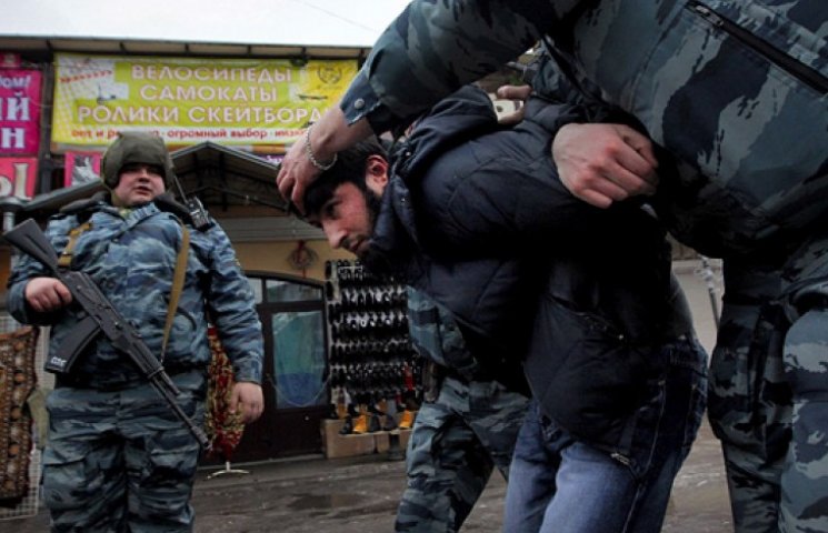 В Крыму этнические чистки на рынках: нес…