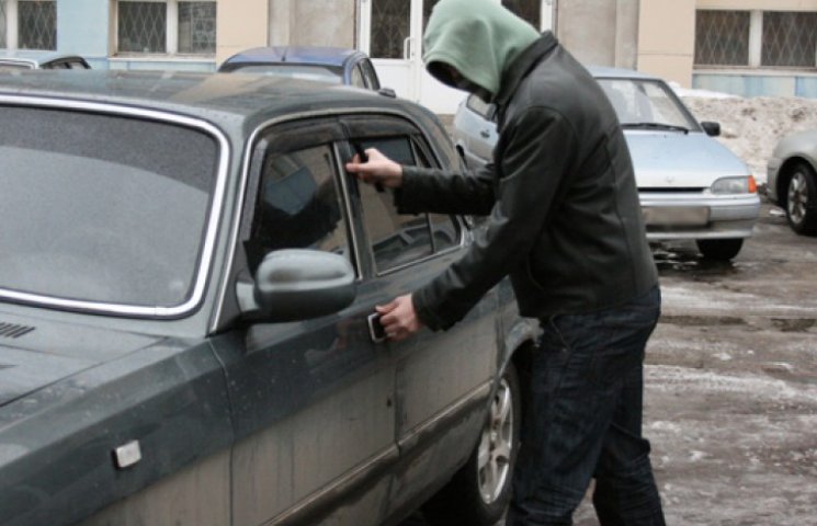 В Україні стали викрадати автомобілі май…