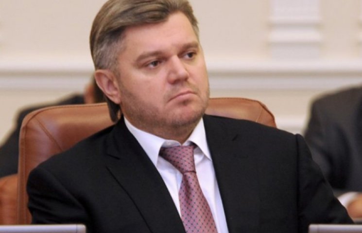 Скандальный экс-министр Азарова сменил ф…