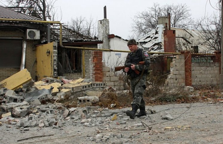 Из-за боевиков жители подконтрольной Укр…