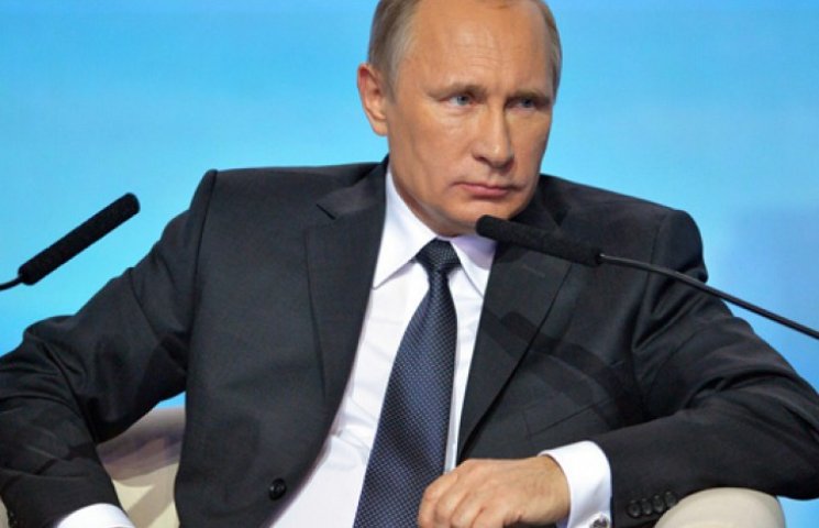 Путин пожаловался, что Запад мешает ему…