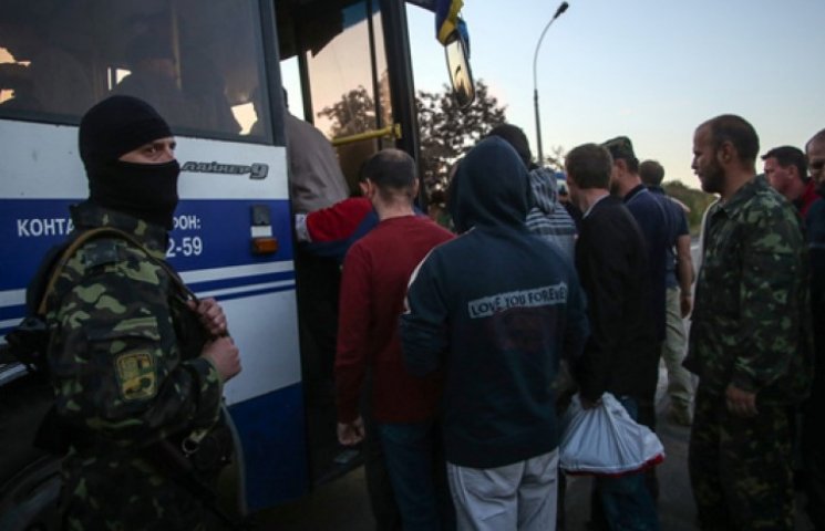 Сегодня из плена «ДНР» выменяли шестерых…