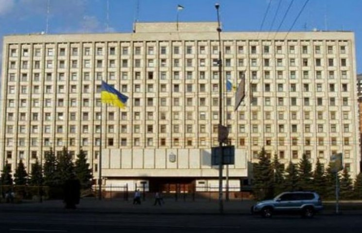В Киевский облсовет прошли 8 партий по р…