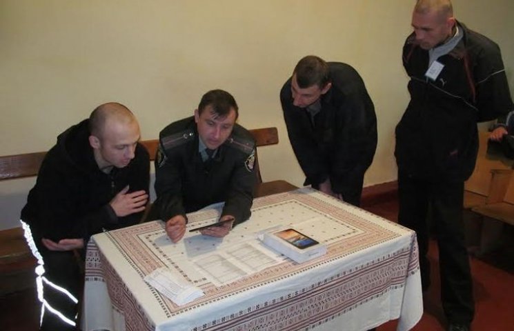 Кіровоградських в’язнів привчають до пла…