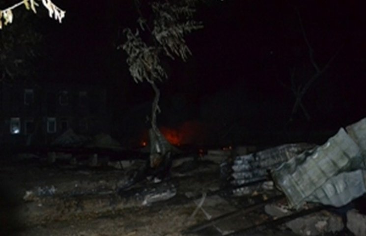 На Одещині в Затоці палали будинки бази…