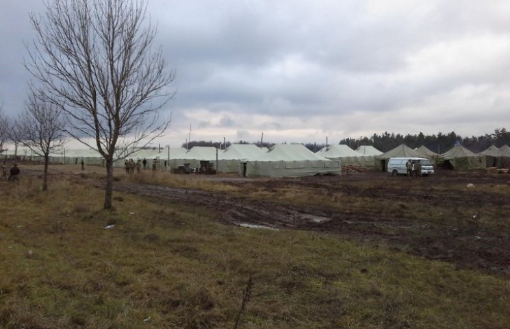 Палатки на болоте: 128 бригада показала,…