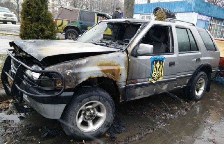 В Харькове сожгли три авто "Айдара"…