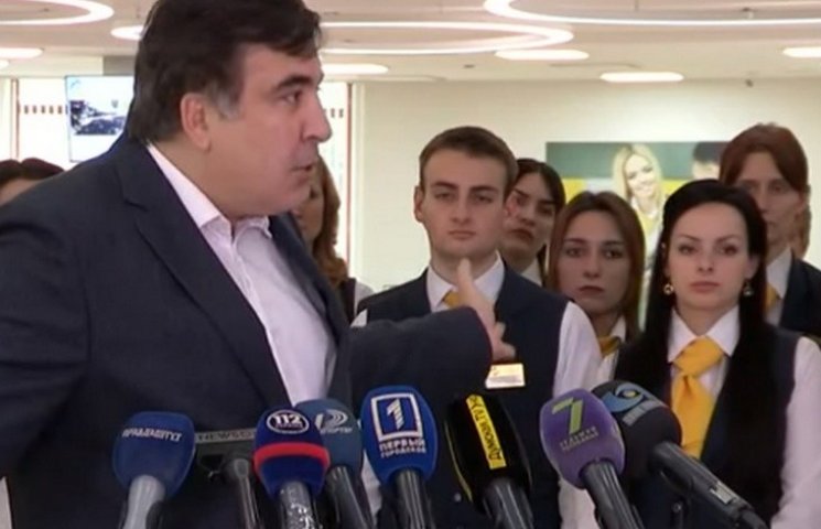 Саакашвили: Если Порошенко хочет меня ув…
