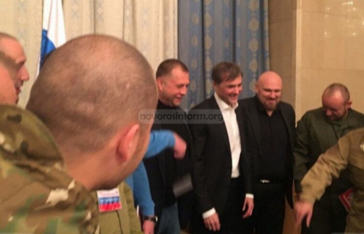 В Москве Сурков встретился с главарями о…