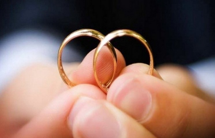 На Сумщині 529 пар одружили "по-новому"…