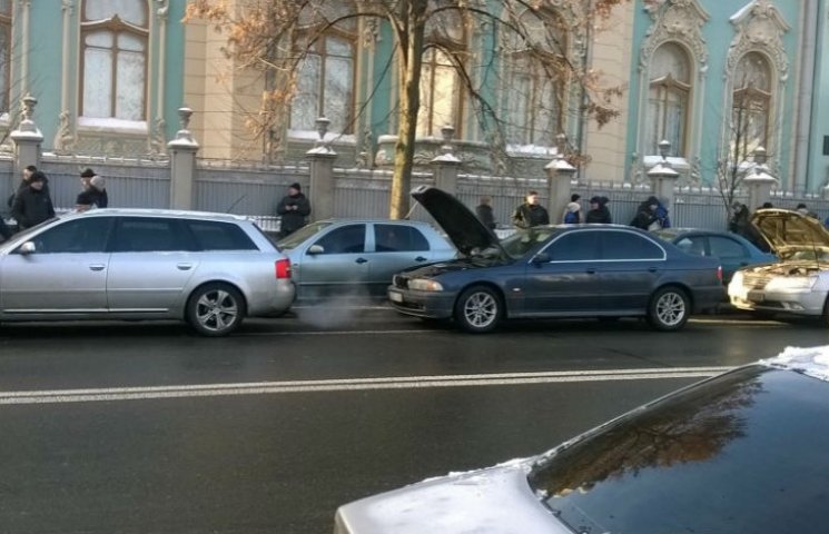 Водії на "литовських" машинах влаштували…