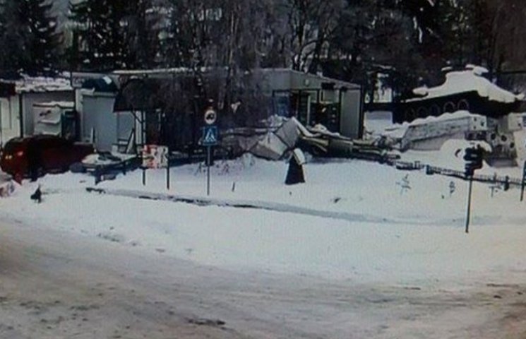 На Тернопільщині через сніг магазин скла…