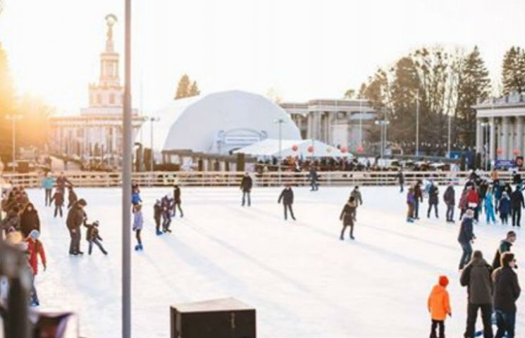 На ВДНХ в Киеве откроют огромный каток…