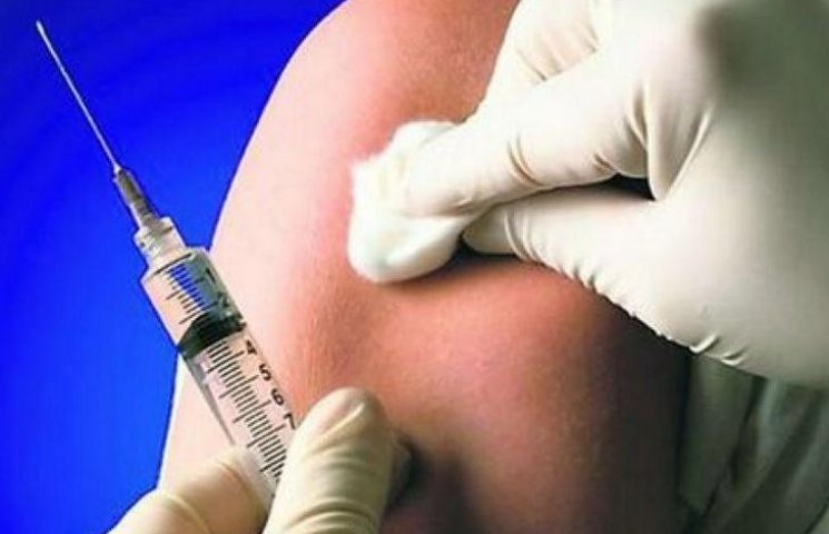 Щеплення проти грипу отримали менше 900…