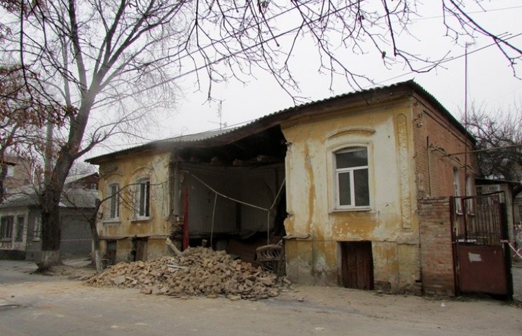 Обвал старезного будинку в Кропивницьком…
