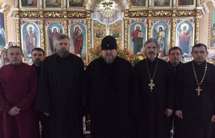 Низка священників покинула Тернопільську…