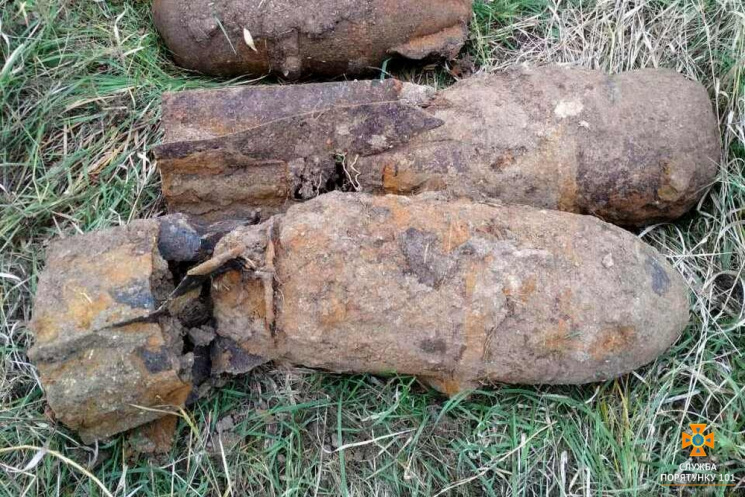 На Тернопільщині шукачі металу відкопали…