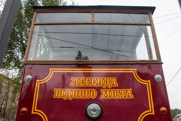 В Днипре установят памятник трамваю…