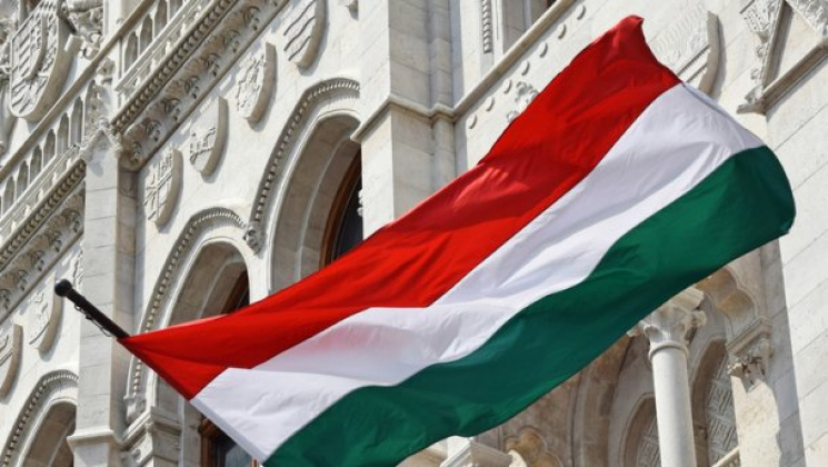 Угорщина викликала українського посла на…