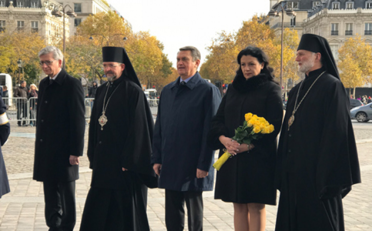 У Парижі вшанували жертв Голодомору (ФОТ…