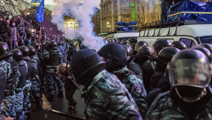Росіяни до річниці Майдану розганяють но…