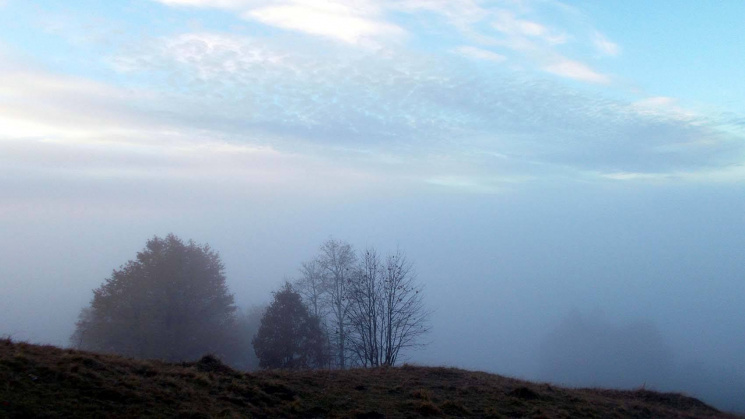 Как мистически "теряется" в тумане село…